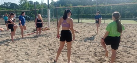 výuka beach volejbalu 