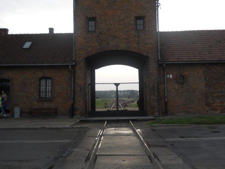 slepá kolej vedoucí do Birkenau