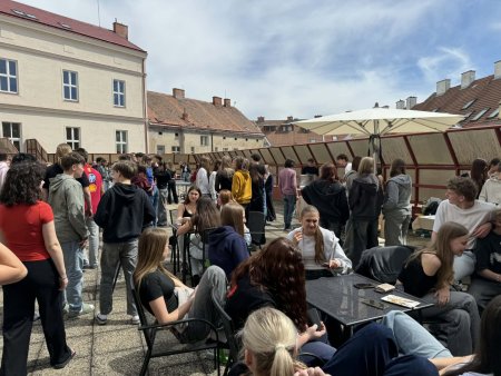 Zatěžkávací zkouška terasy proběhla úspěšně