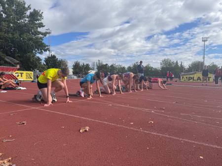 Start 100m dívky