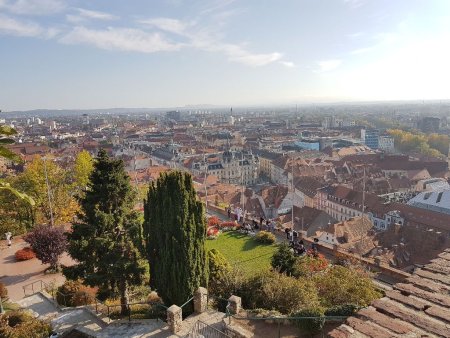 Pohled na Graz ze Schlossbergu